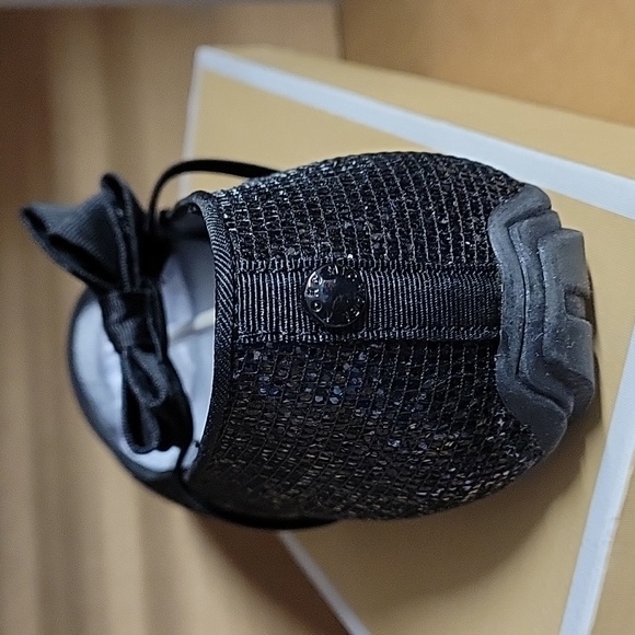 Michael Kors Rover Day Girls Size 4 - Picture 3 of 4